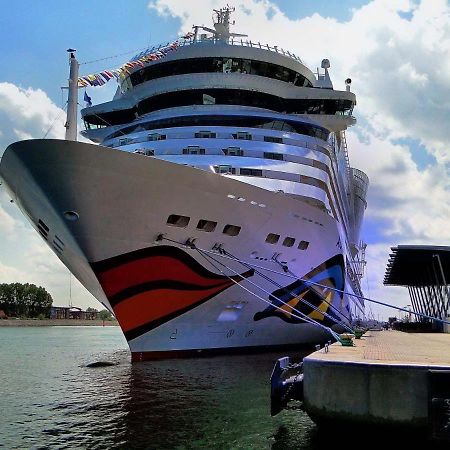 Apartmán Berringer, Barsch, Direkt An Der Promenade Rostock Exteriér fotografie